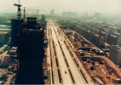 Shenzhen in the 1990s